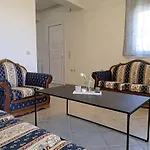 Villa Theasis
